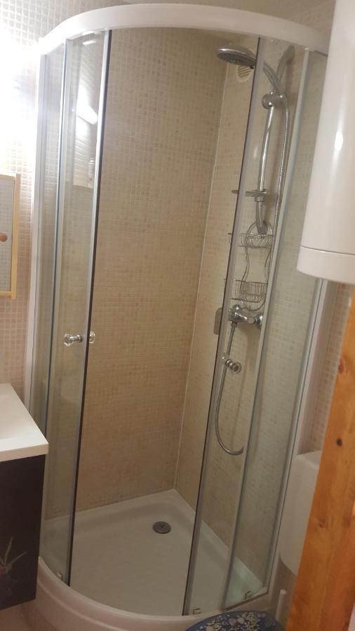 Appartement T2 Avec Son Rez De Jardin De 40 M2 5 Couchages 250M De La Plage Et 15Km De L'Arena Narbonne-Plage Ngoại thất bức ảnh