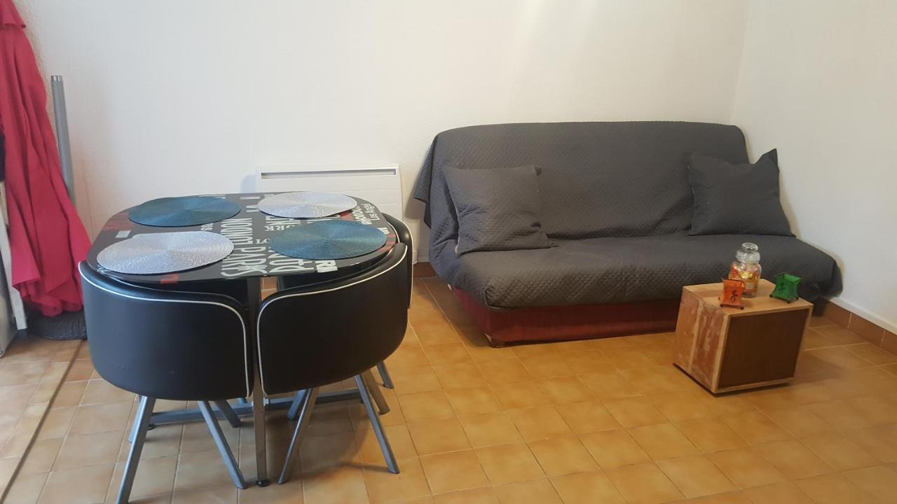 Appartement T2 Avec Son Rez De Jardin De 40 M2 5 Couchages 250M De La Plage Et 15Km De L'Arena Narbonne-Plage Ngoại thất bức ảnh