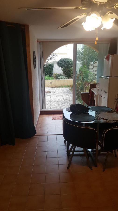 Appartement T2 Avec Son Rez De Jardin De 40 M2 5 Couchages 250M De La Plage Et 15Km De L'Arena Narbonne-Plage Ngoại thất bức ảnh